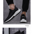 Sapatos masculinos respiráveis ​​2021 Novos sapatos esportivos casuais moda coreana correndo sapatos por atacado